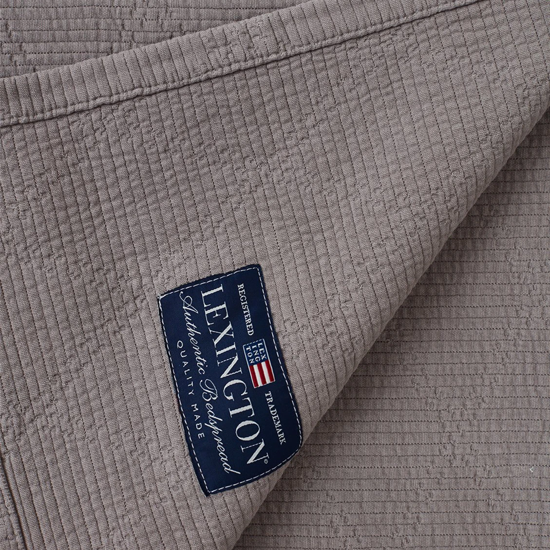 Lexington Icons Quilted Bettüberwurf 240 X 260cm 4 Lexington Icons Quilted Bettüberwurf 240 X 260cm – Bild 2