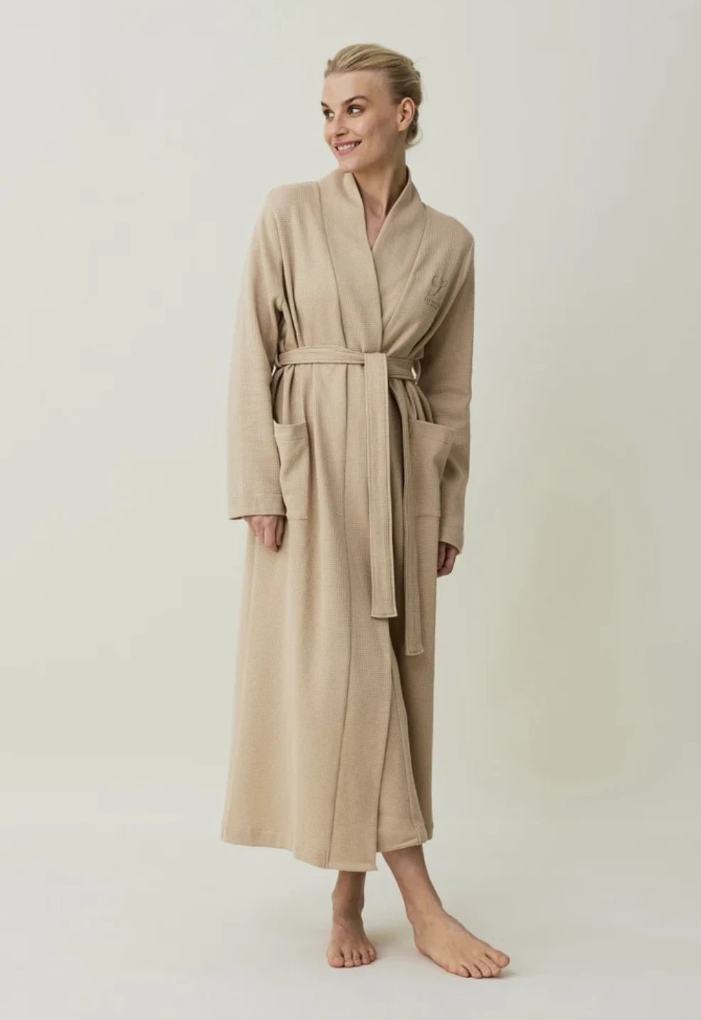 Lexington Aubrey Cotton Waffle Bademantel S, Beige 4 Lexington Aubrey Cotton Waffle Bademantel S, Beige – Bild 2