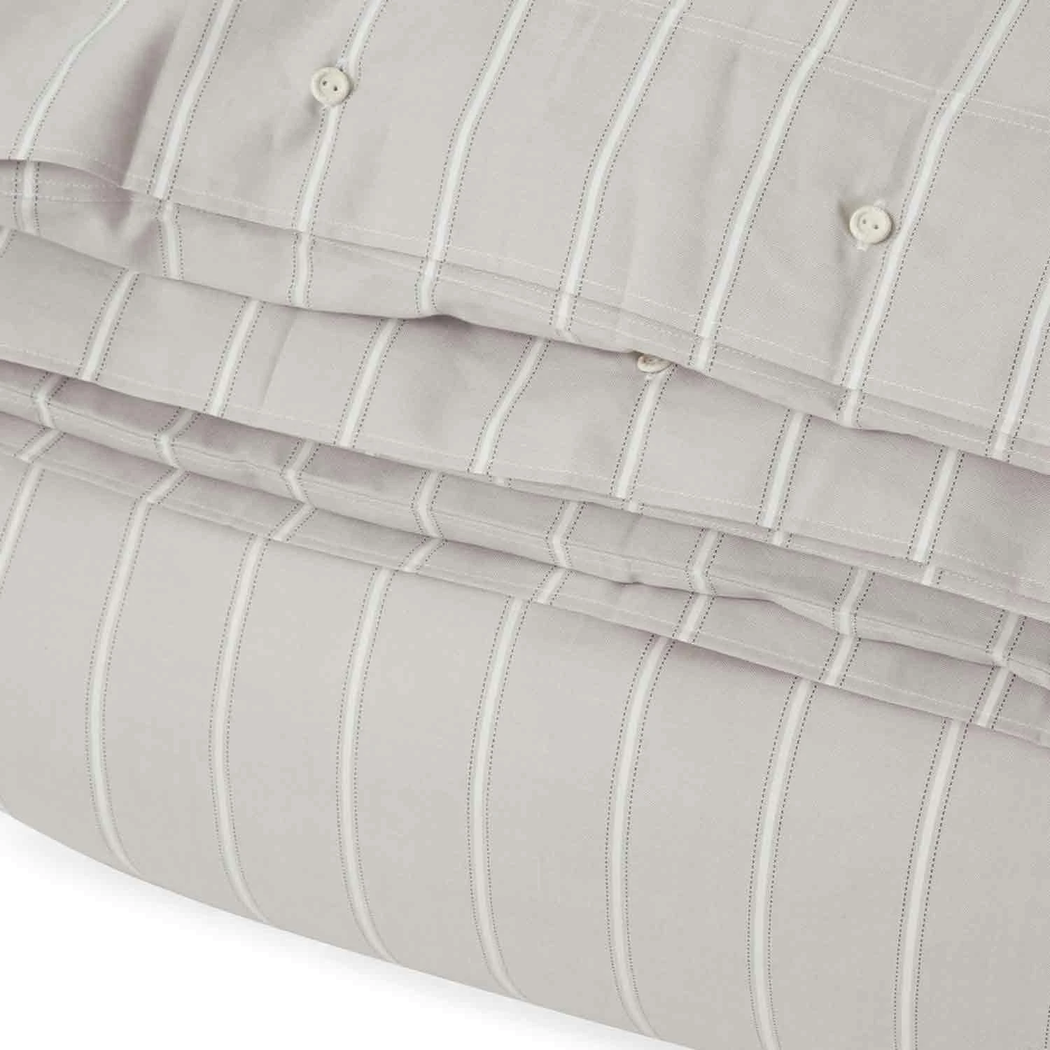 Lexington Striped Lyocell/Cotton Bettdeckenbezug Grau/Weiß, 150x210 Cm 5 Lexington Striped Lyocell/Cotton Bettdeckenbezug Grau/Weiß, 150x210 Cm – Bild 3