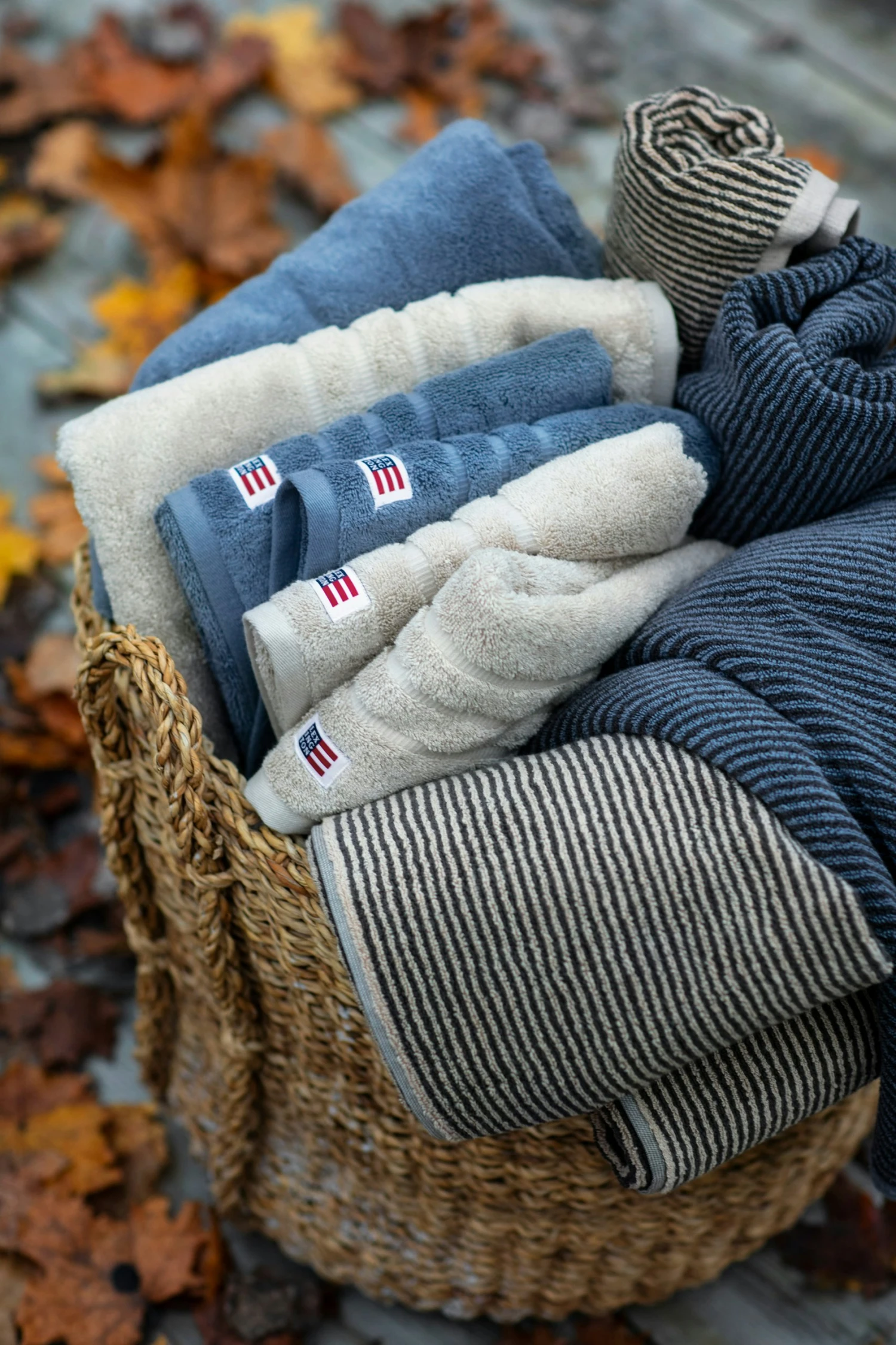 Lexington Original Handtuch Stahlblau / Dunkelgrau Melange, 100x150 Cm 4 Lexington Original Handtuch Stahlblau / Dunkelgrau Melange, 100x150 Cm – Bild 2