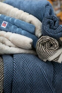 Lexington Original Handtuch Stahlblau / Dunkelgrau Melange, 100x150 Cm 8 Lexington Original Handtuch Stahlblau / Dunkelgrau Melange, 100x150 Cm -Lexington lexington original handtuch stahlblau dunkelgrau melange 2 2