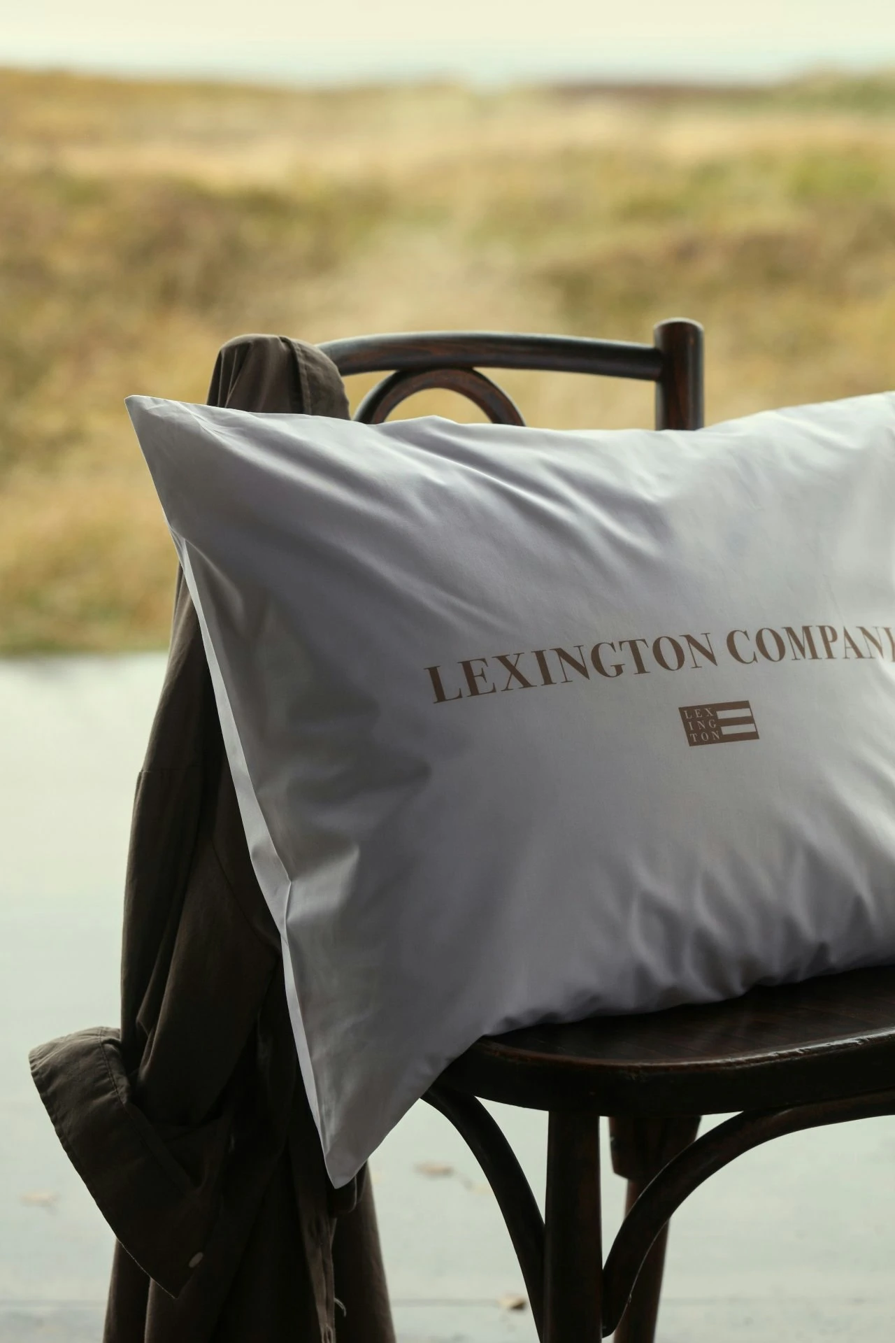 Lexington Printed Organic Cotton Poplin Kissenbezug, 50x60 Cm 4 Lexington Printed Organic Cotton Poplin Kissenbezug, 50x60 Cm – Bild 2